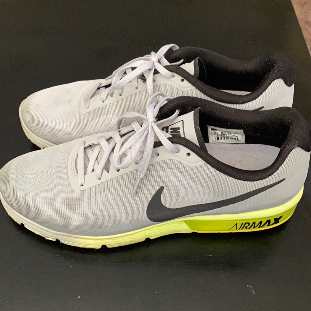 Nike Air Max Mens Size 11.5 Gray With Neon Ylw/Grn